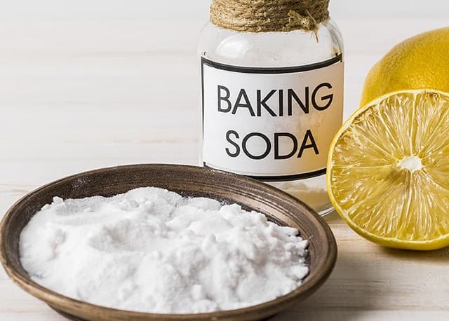 Dùng Baking Soda để tẩy cặn canxi